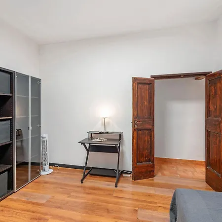 Apartment Historic Genua