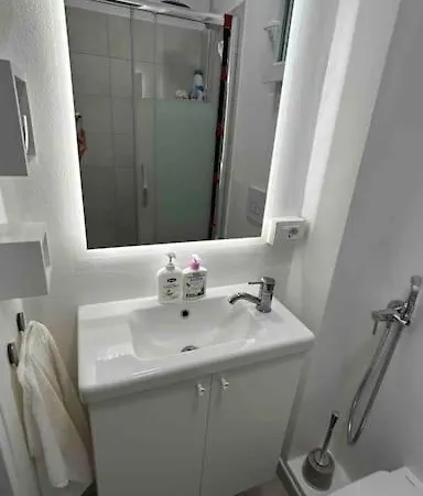 Historic Apt! 2 Steps From The Old Port Apartment *